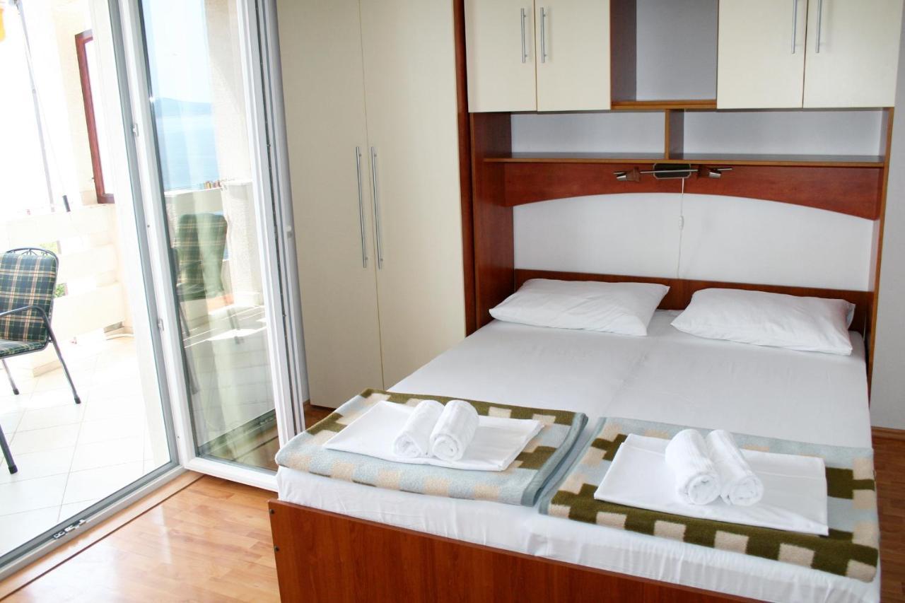 Apartments By The Sea Pisak, Omis - 1014 外观 照片