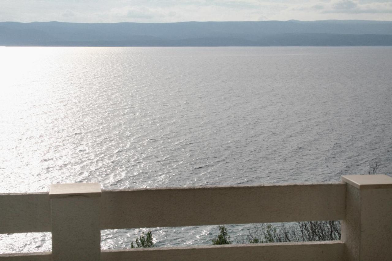 Apartments By The Sea Pisak, Omis - 1014 外观 照片