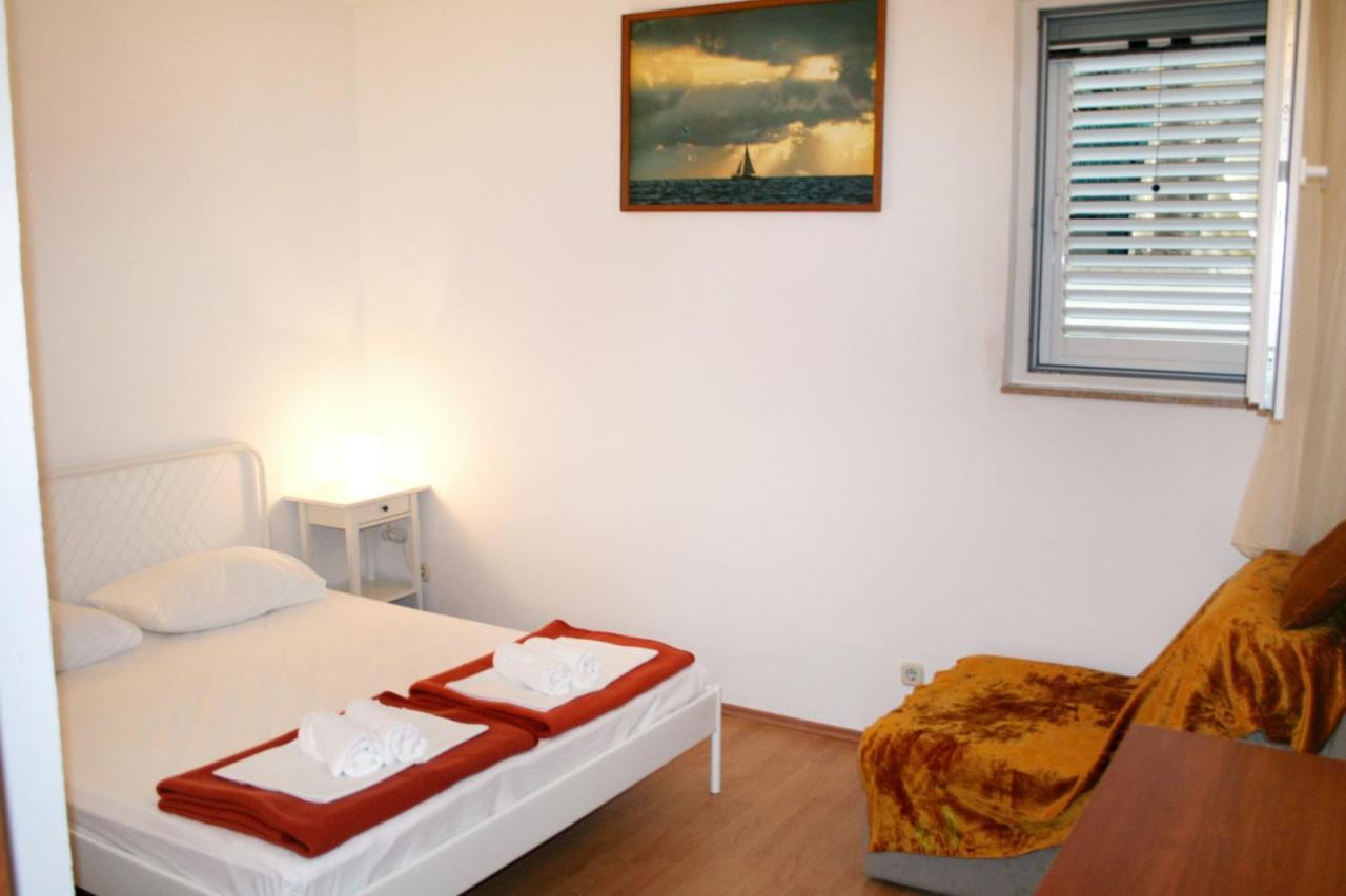 Apartments By The Sea Pisak, Omis - 1014 外观 照片